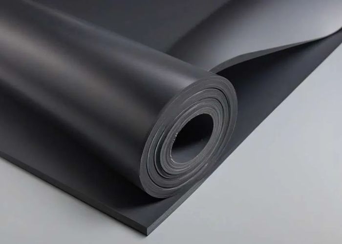 Rulo Hypalon 100% có khả năng kháng axit mạnh, chịu nhiệt vượt trội và duy trì lực ép đồng đều liên tục