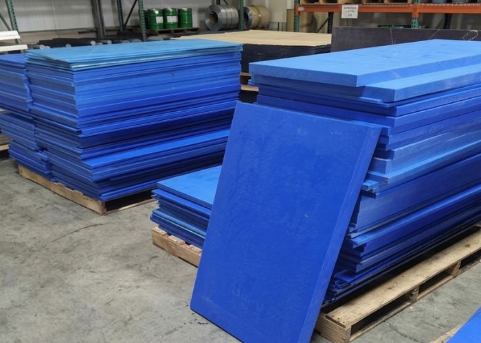 Vật liệu MC Nylon ứng dụng làm con lăn nhựa MC dẫn hướng, bánh răng và rulo cuộn tôn thép