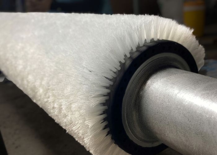 Rulo cước quét được gia công độ chuẩn xác cao tại xưởng Kiến Hiệp Roll